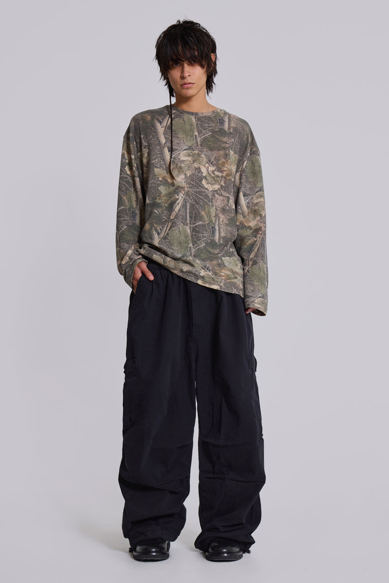 Black Parachute Cargo Pants – view 3